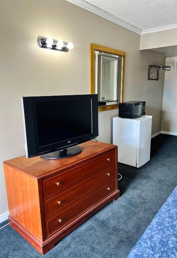 Fairway Inn By The Falls Niagara Falls Extérieur photo