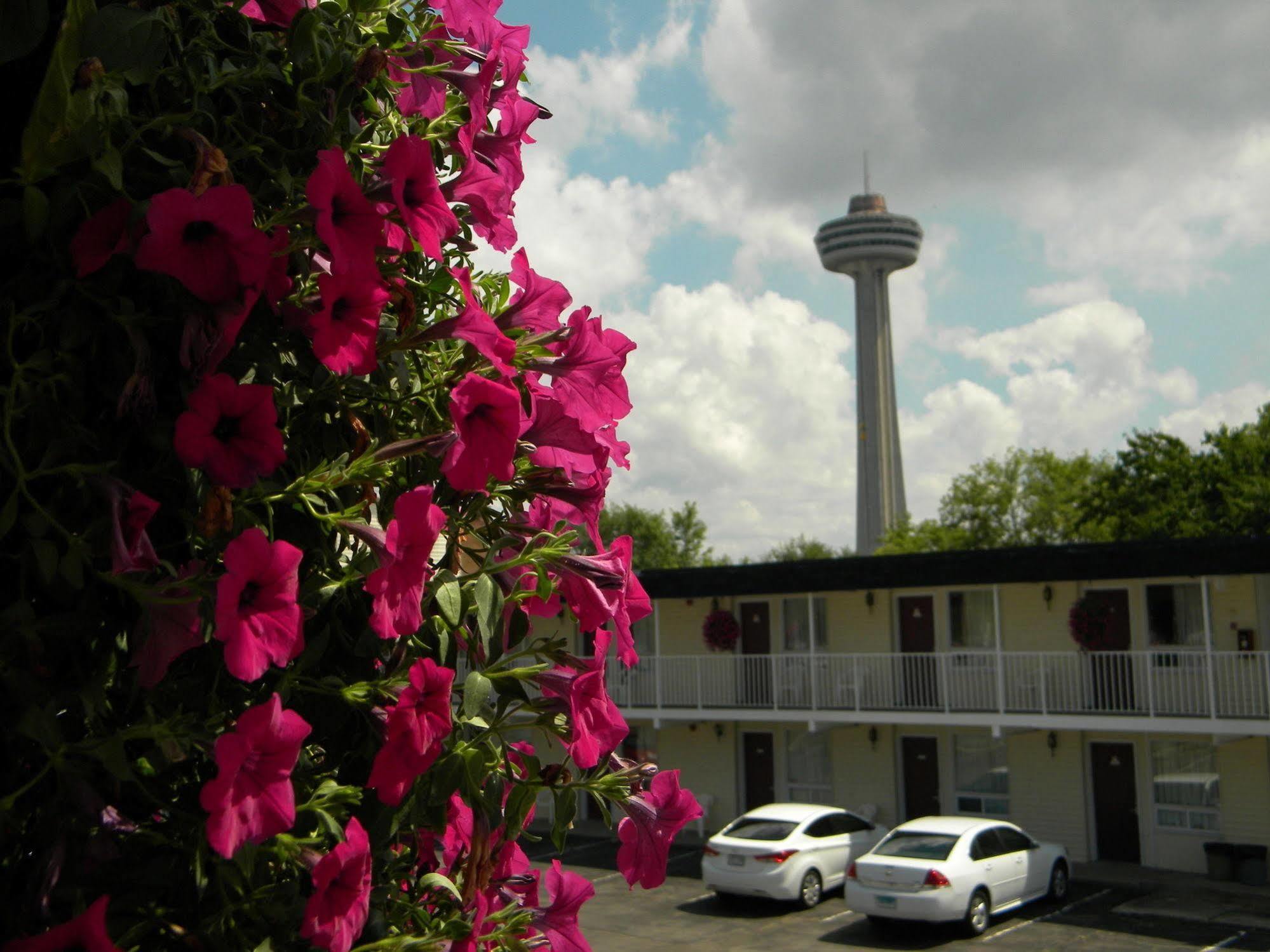 Fairway Inn By The Falls Niagara Falls Extérieur photo