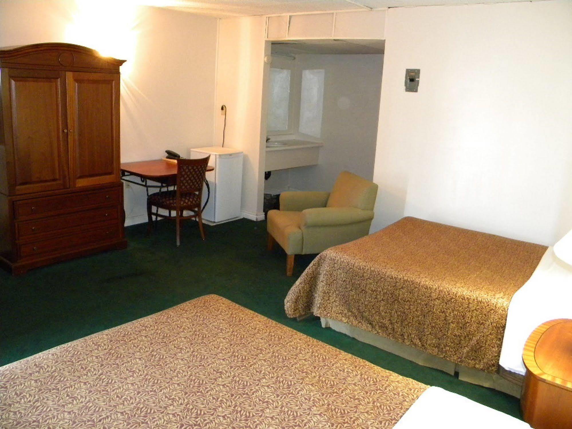 Fairway Inn By The Falls Niagara Falls Extérieur photo