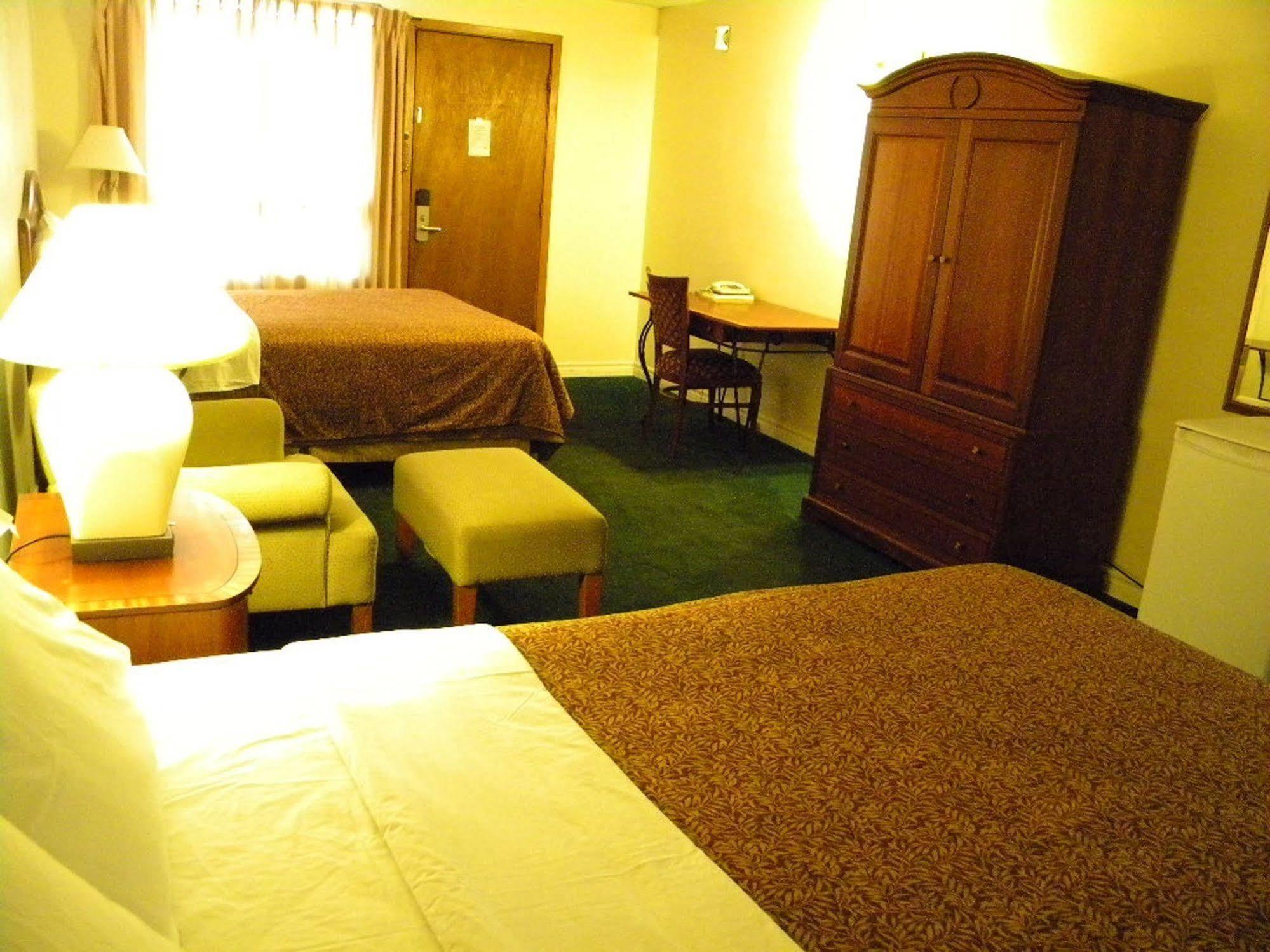 Fairway Inn By The Falls Niagara Falls Extérieur photo