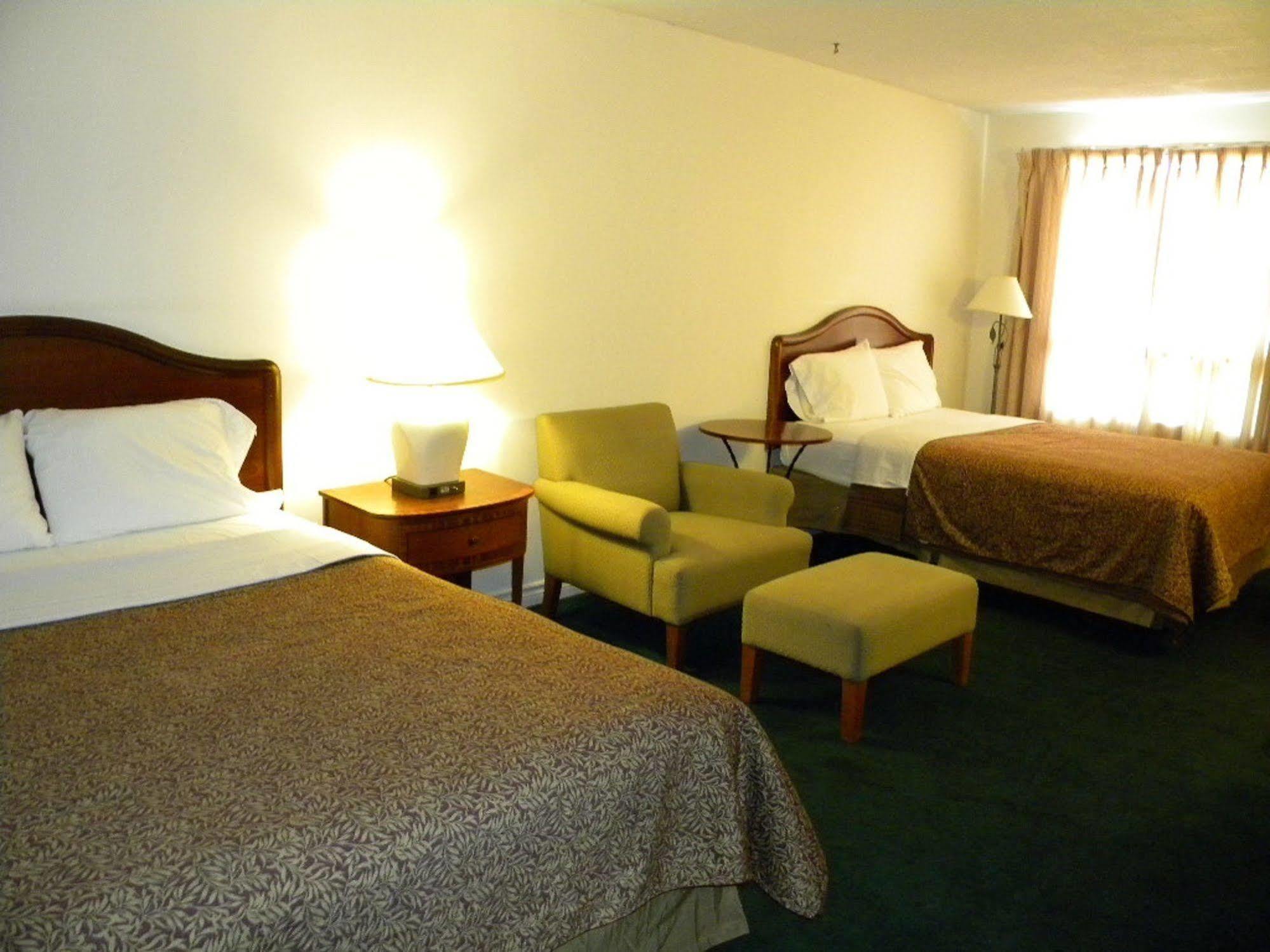 Fairway Inn By The Falls Niagara Falls Extérieur photo